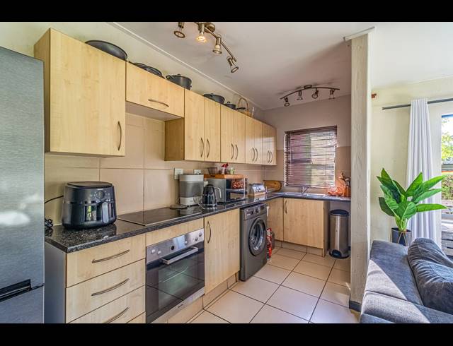 2 BEDROOM APARTMENT FOR SALE IN JACKAL CREEK GOLF ESTATE